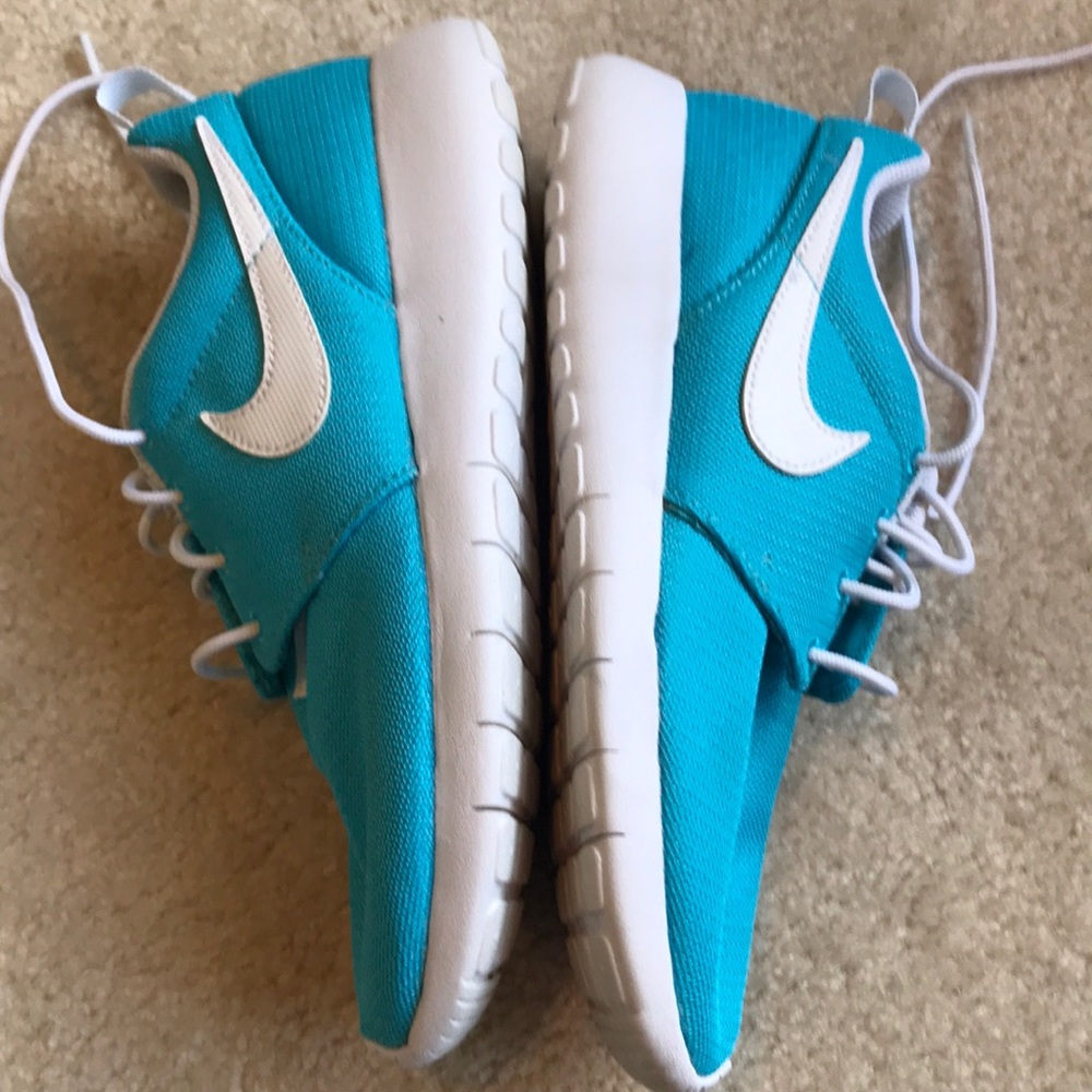 Nike Kids Blue Sneakers - Picture 6 of 8